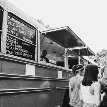 Serving New York Pizza