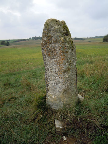 Cromlech du barrois08.jpg