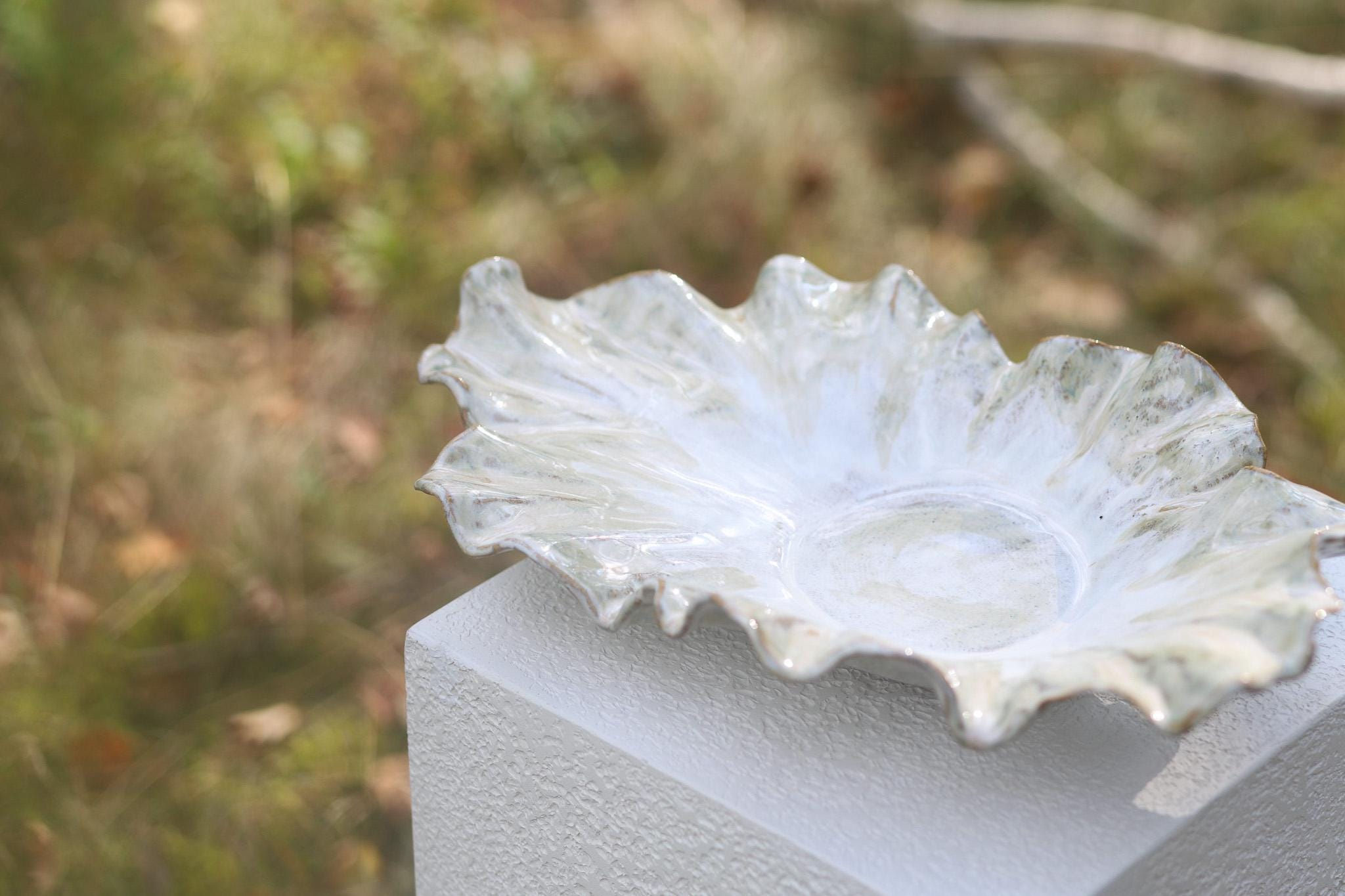Ruffled Centrepiece Bowl in Green & White Tones