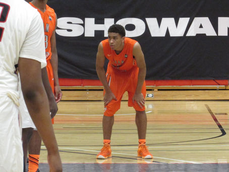 Aaron Thompson's CLUTCH Lay-Up Pushes Takeover Into Peach Jam Semi-Final