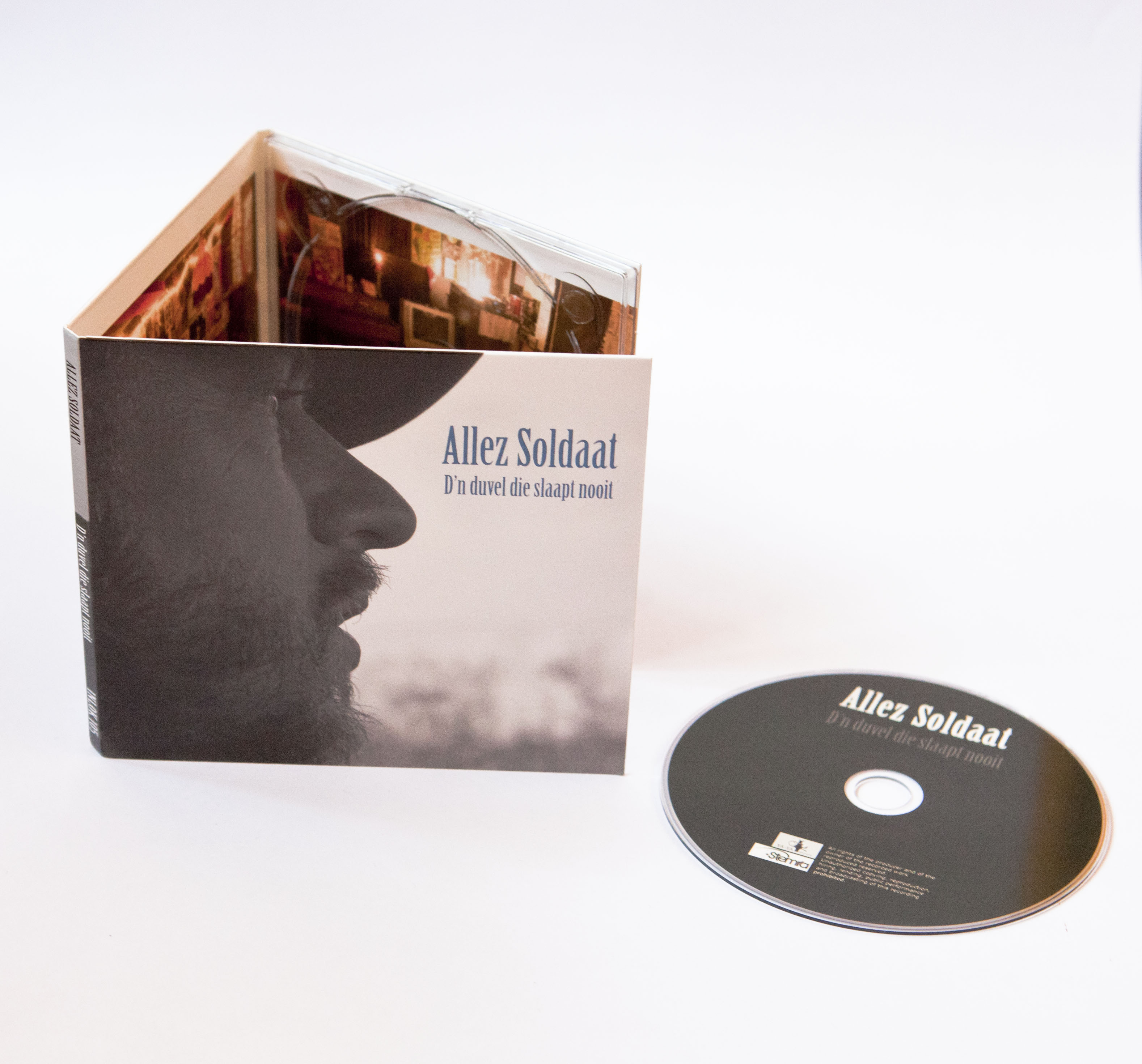 CD - D'n duvel die slaapt nooit