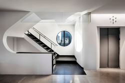 Nueuhouse Renovation