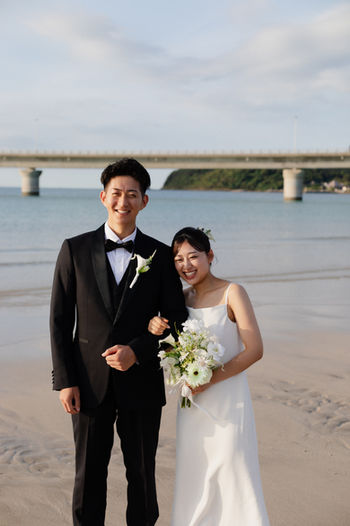 着飾って飾らない、自分らしさもあり、でも記念らしくもある。そんな情緒さえも映し出す、オシャレなウェディングフォトならCHAMY photography（チャミーフォトグラフィー）にお任せください。山口県下関（角島）を拠点に全国各地・韓国・海外で出張撮影を承っております。