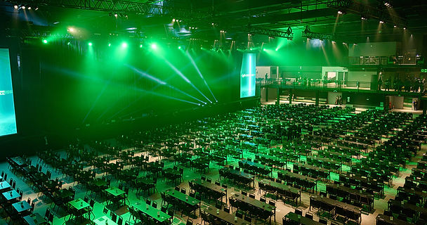 cropped-suhai-music-hall.jpg