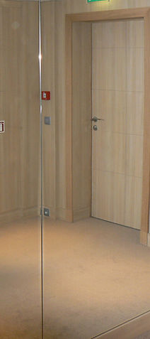 https___www.monaco-fenetres_edited.jpg