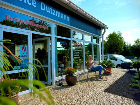 Werkstatt des Vertrauens - Wartebereich zum Wohlfühlen!