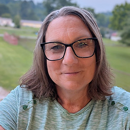 Jennifer Young 2 2025.jpg
