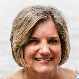 Julie Yoder photo 2025.jpg
