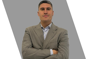 FOTO FEDRICO SFONDO TRASPARENTE SITO WEB.png