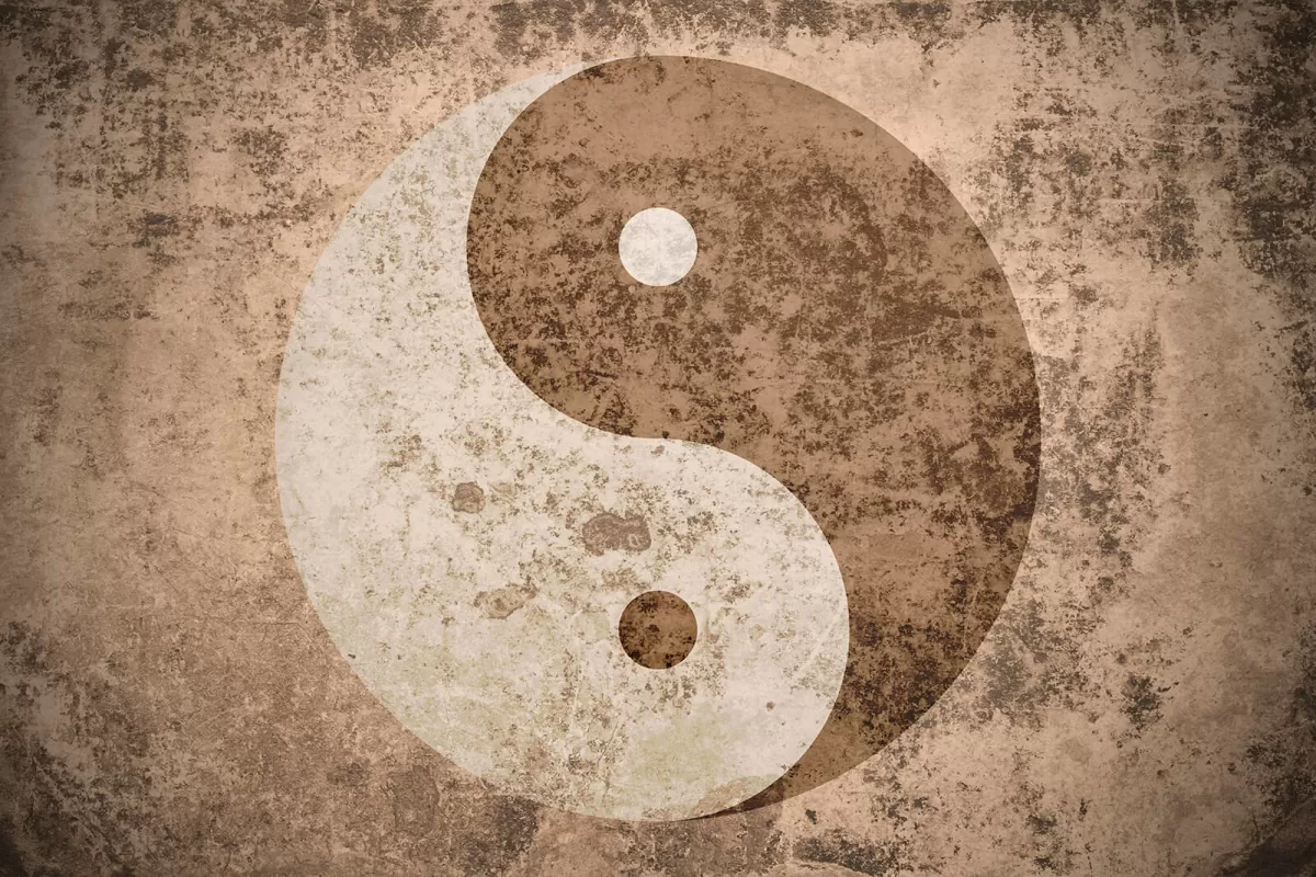 yin-yang.webp