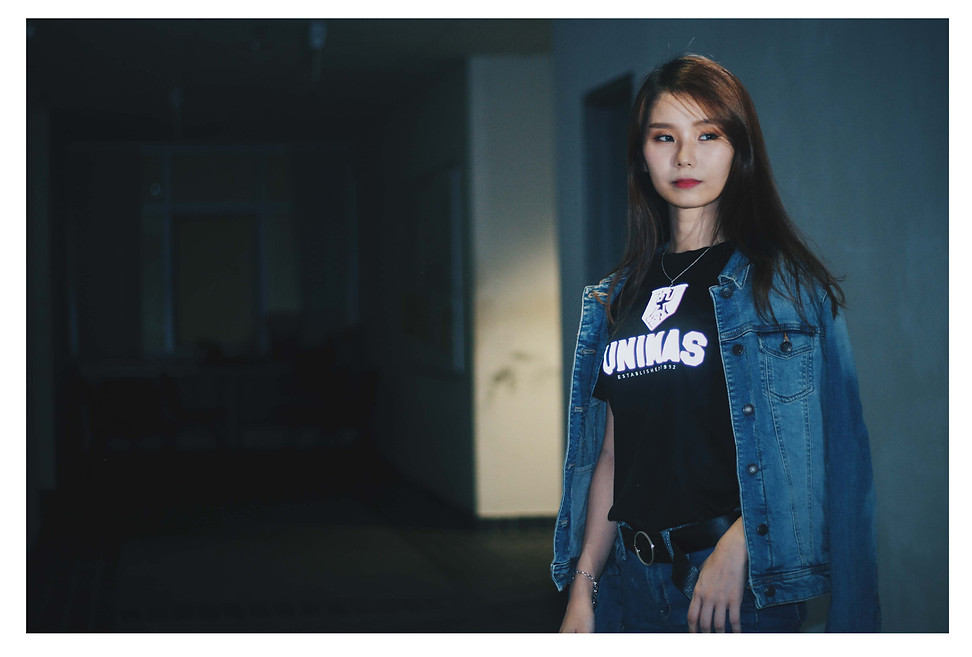 Ninetee3-vol4_pic-03.jpg