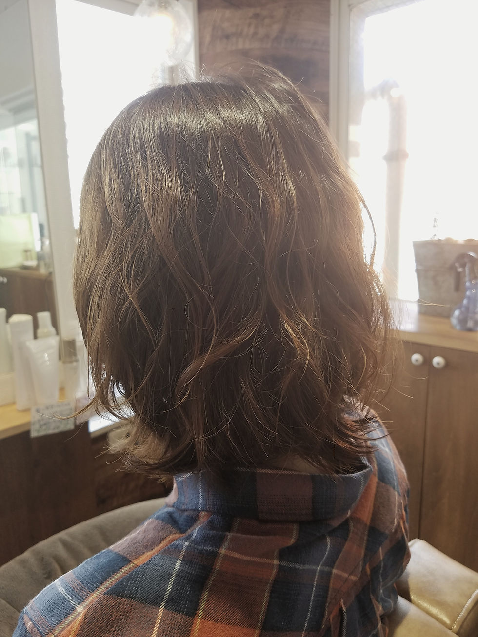 ハンドブローのみのパーマスタイルです。