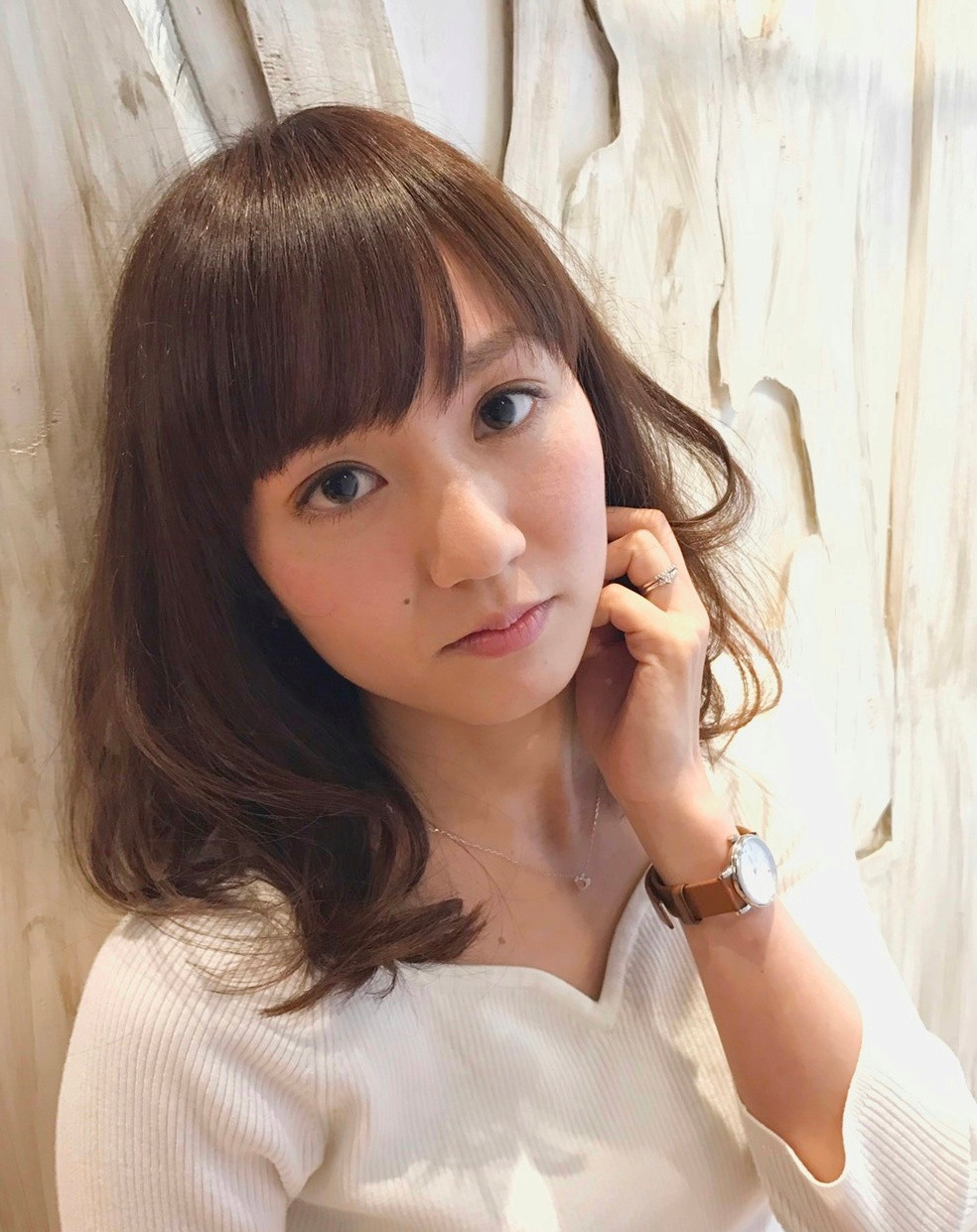 ラウンドバングは子顔効果抜群です。コハクはヘッドスパもおすすめ☆