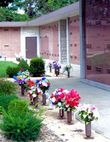 Garden Crypt Bronze Vase Unit