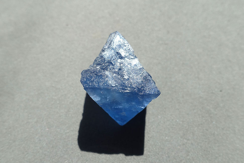 縮圖：藍色螢石單晶1