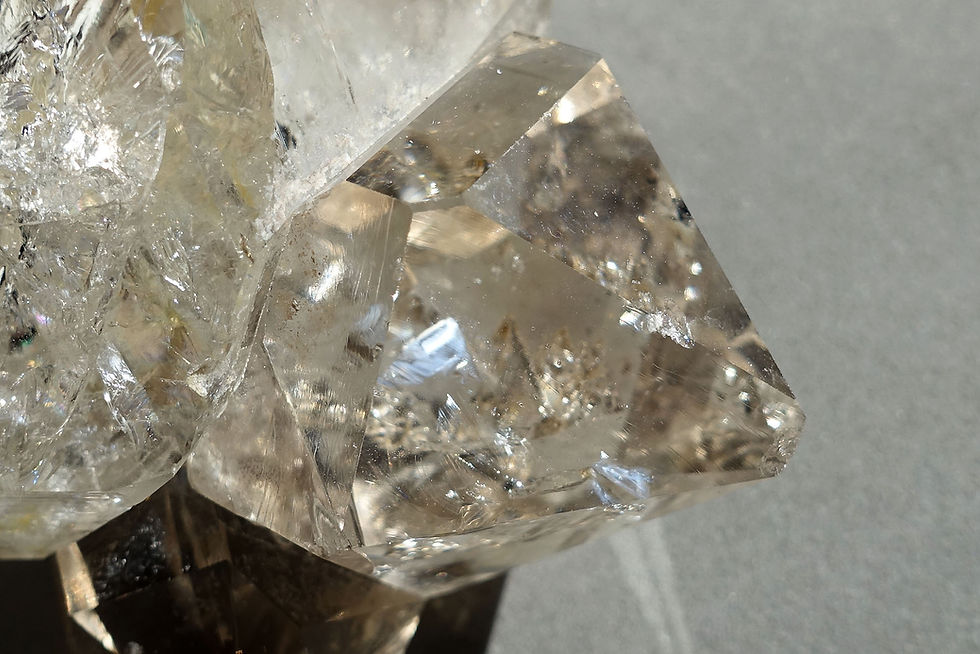 縮圖：赫基蒙鑽石(閃靈鑽)晶簇#1