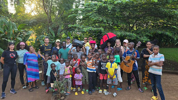 Kidep Foundation et l'équipe Kili Usher