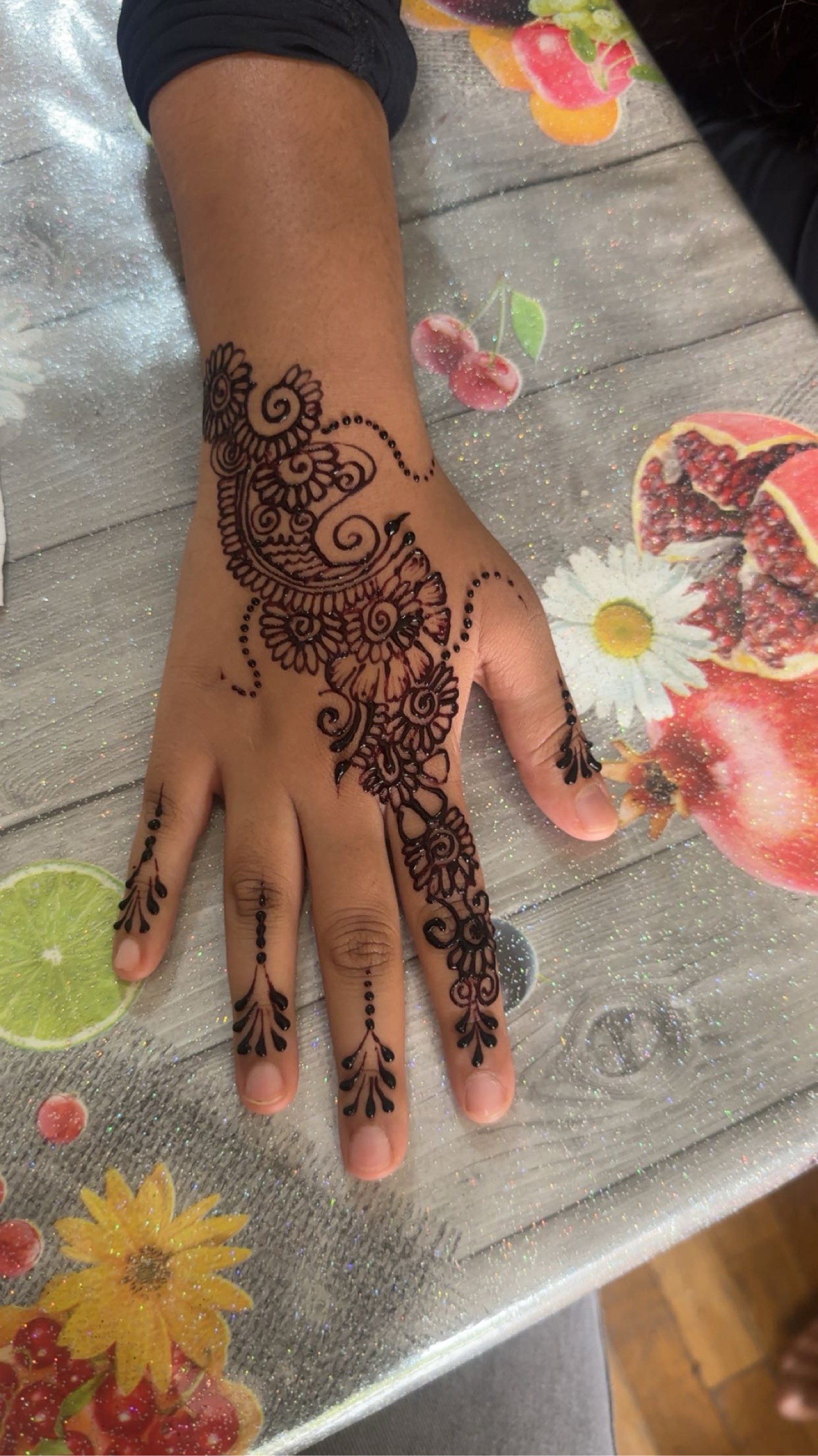 Prestation Tatouage au Henné Mehndi