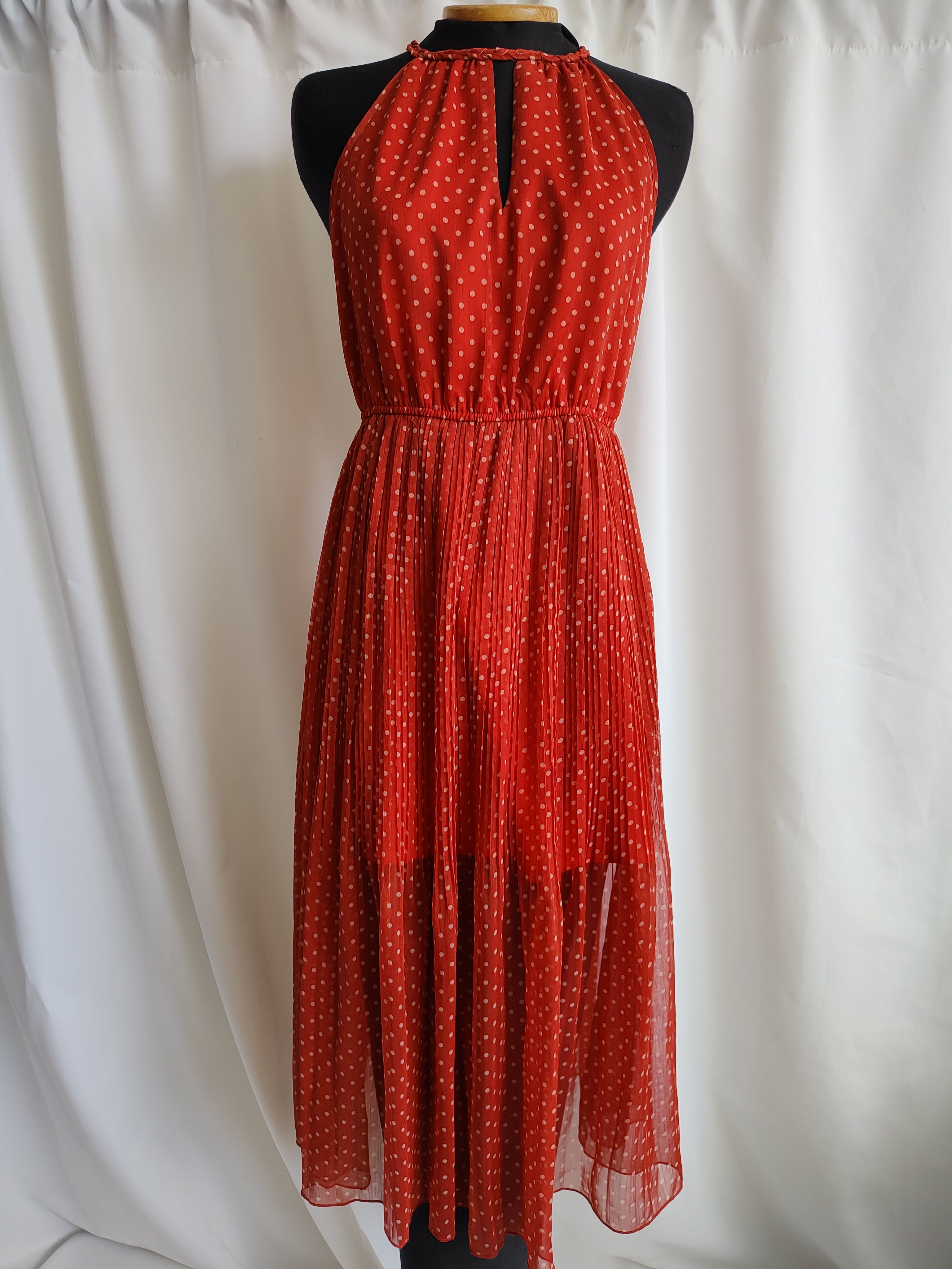 Vestido chifón forrado satín 