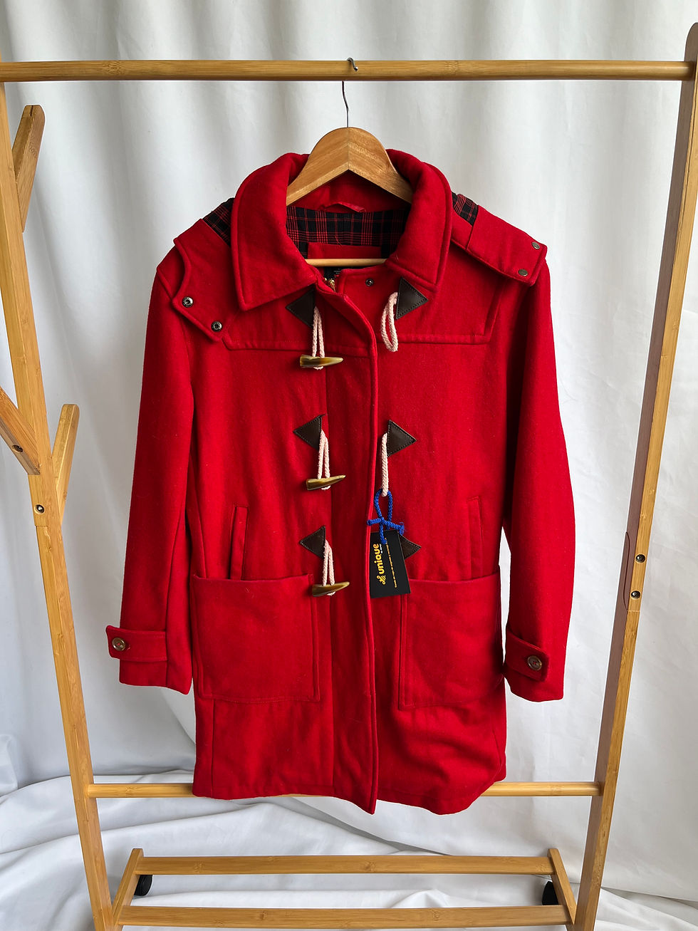 Miniatura: Abrigo paño rojo capota