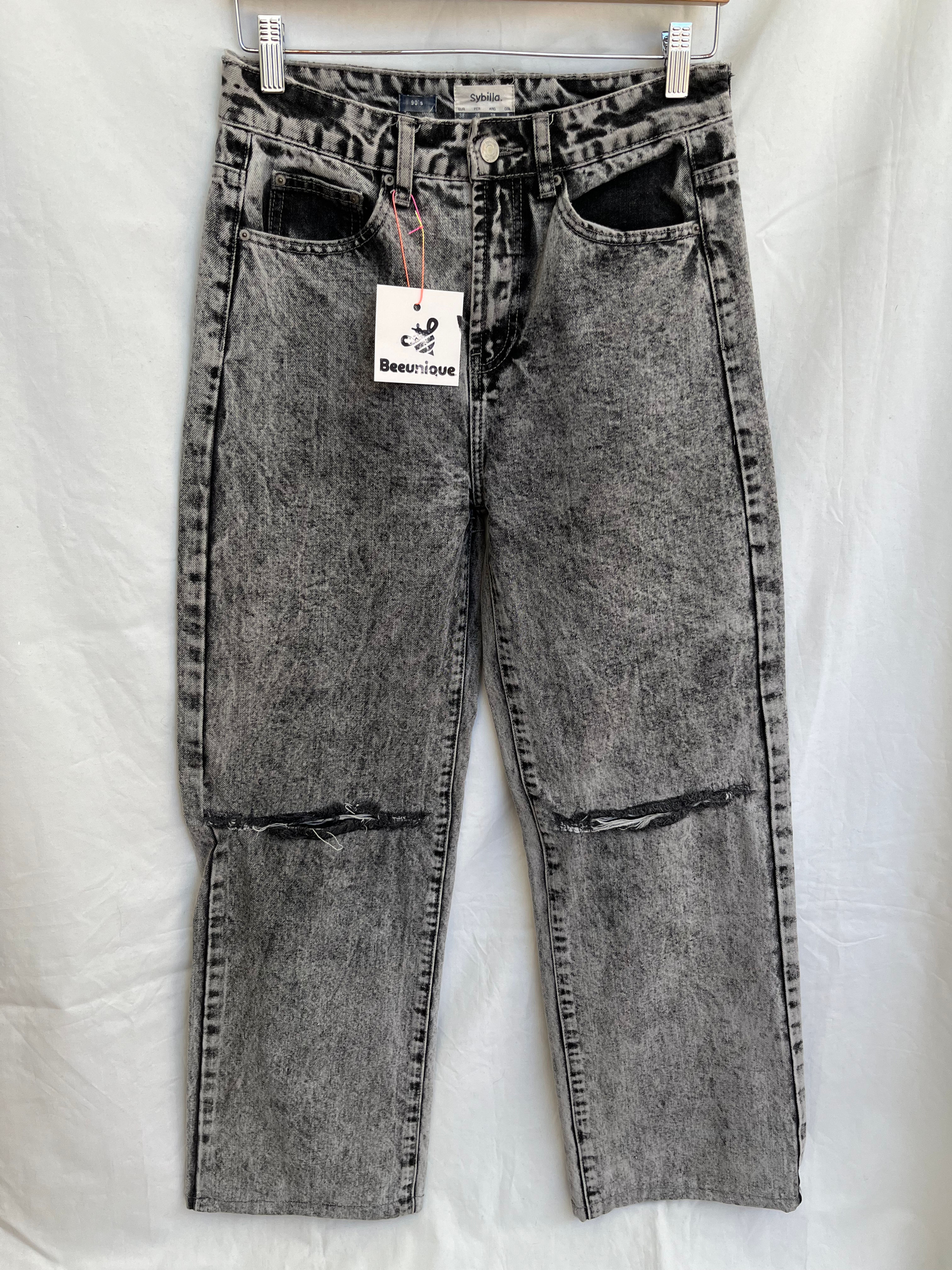 Pantalón jean gris rotos rodillas