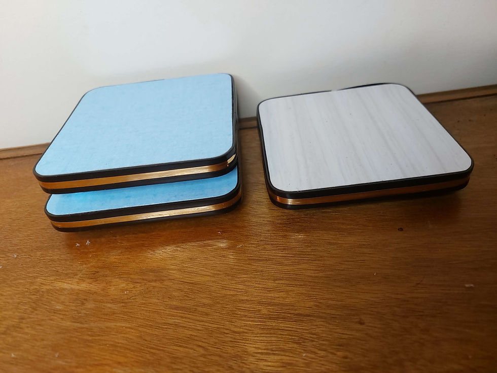 Miniature : Dessous de bouteille vintage en formica – Années 50/60, couleurs assorties