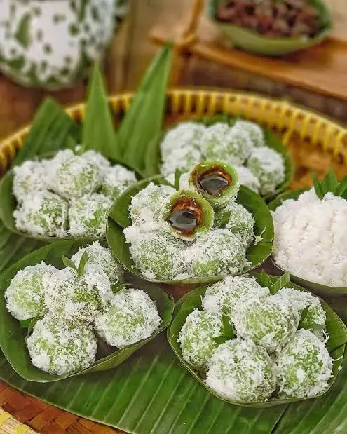 10 Traditional Indonesian Sweets You Must Try