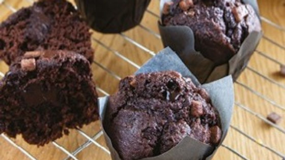 Chocolate muffin with chocolate filling