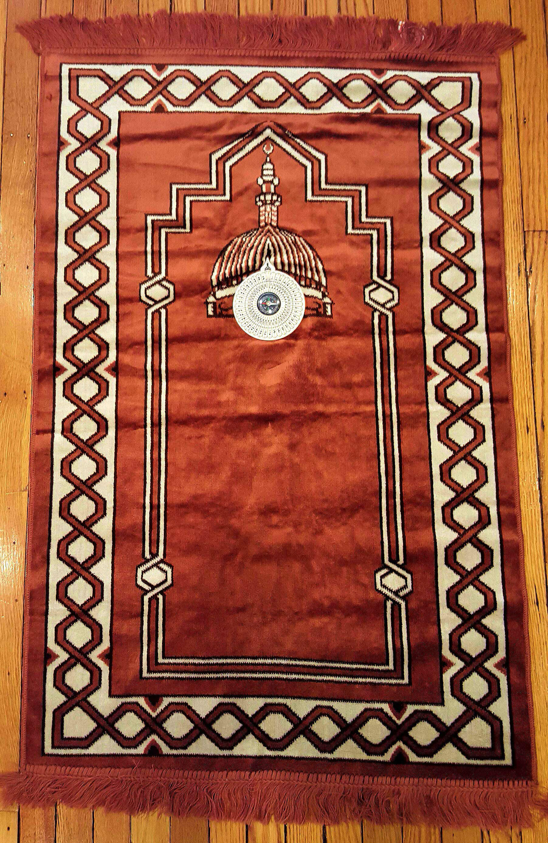 Prayer Rug with Compass 2'x4'