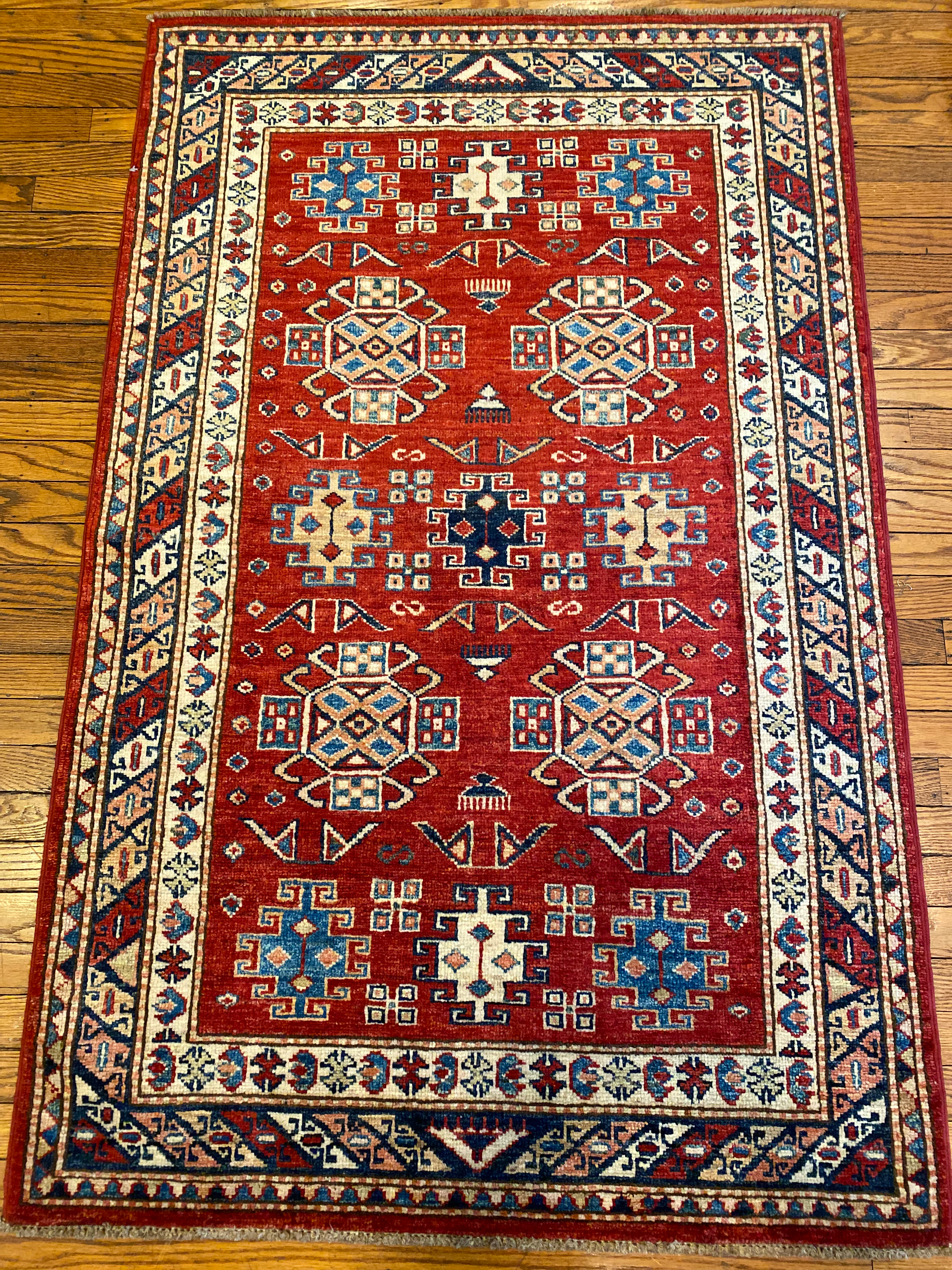 Pakistan Super Kazak, size 3'x4'8"