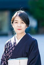 講師