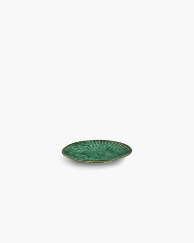 Verde Lanza Plate S by Pascale Naessens for Serax | Ollo