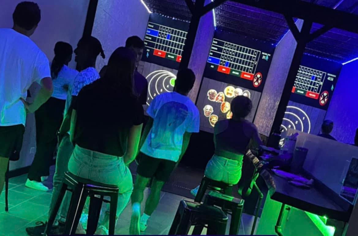 IWU axe throwing at five points axe throwing.jpg