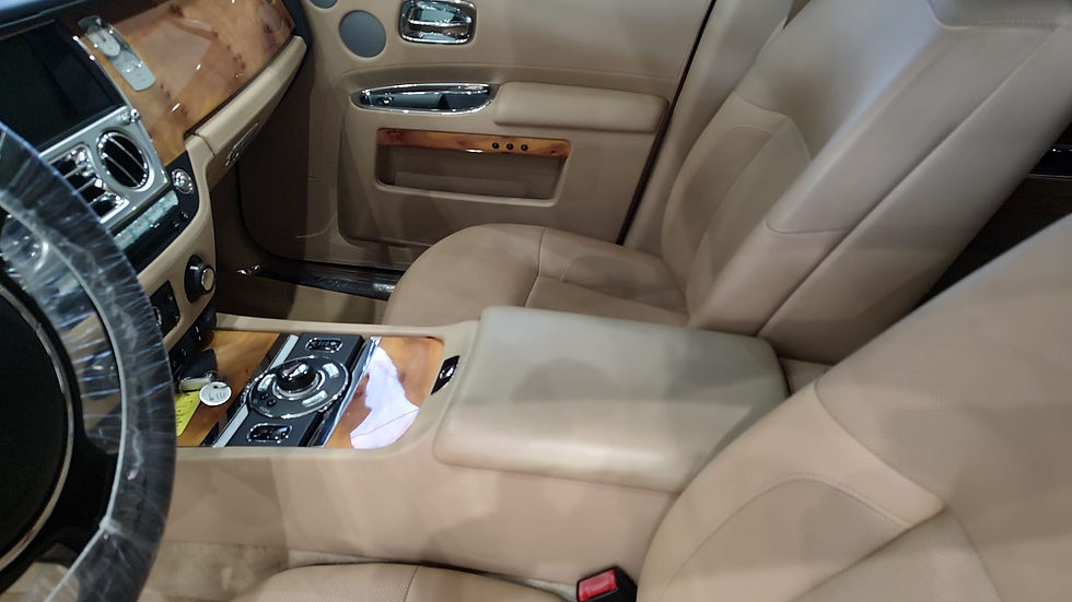 Thumbnail: 2011 Rolls Royce Gourgus