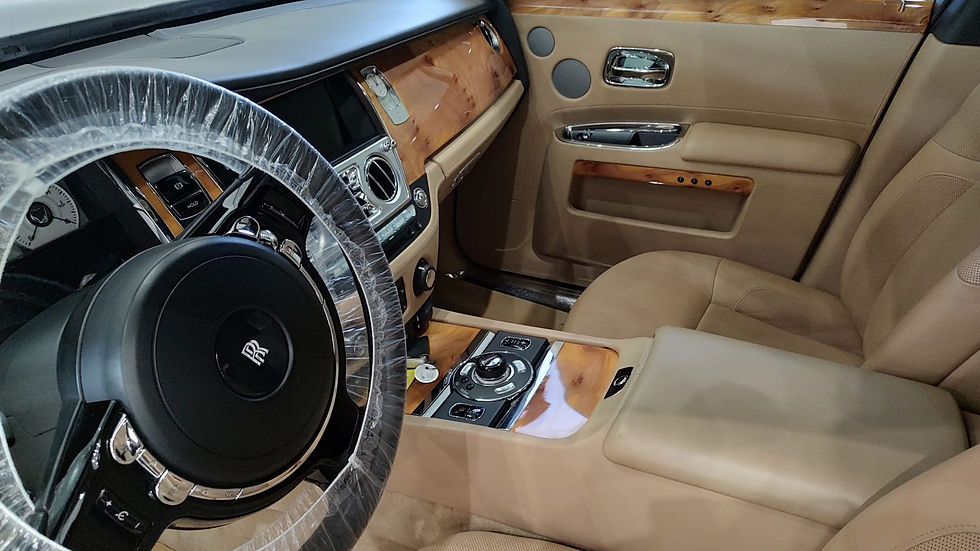 Thumbnail: 2011 Rolls Royce Gourgus