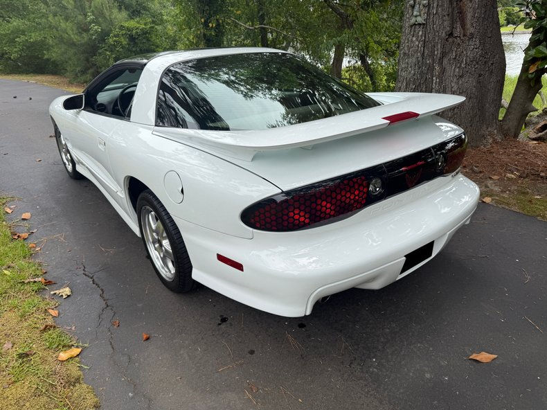 Thumbnail: 2002 Pontiac Firebird Trans Am WS6
