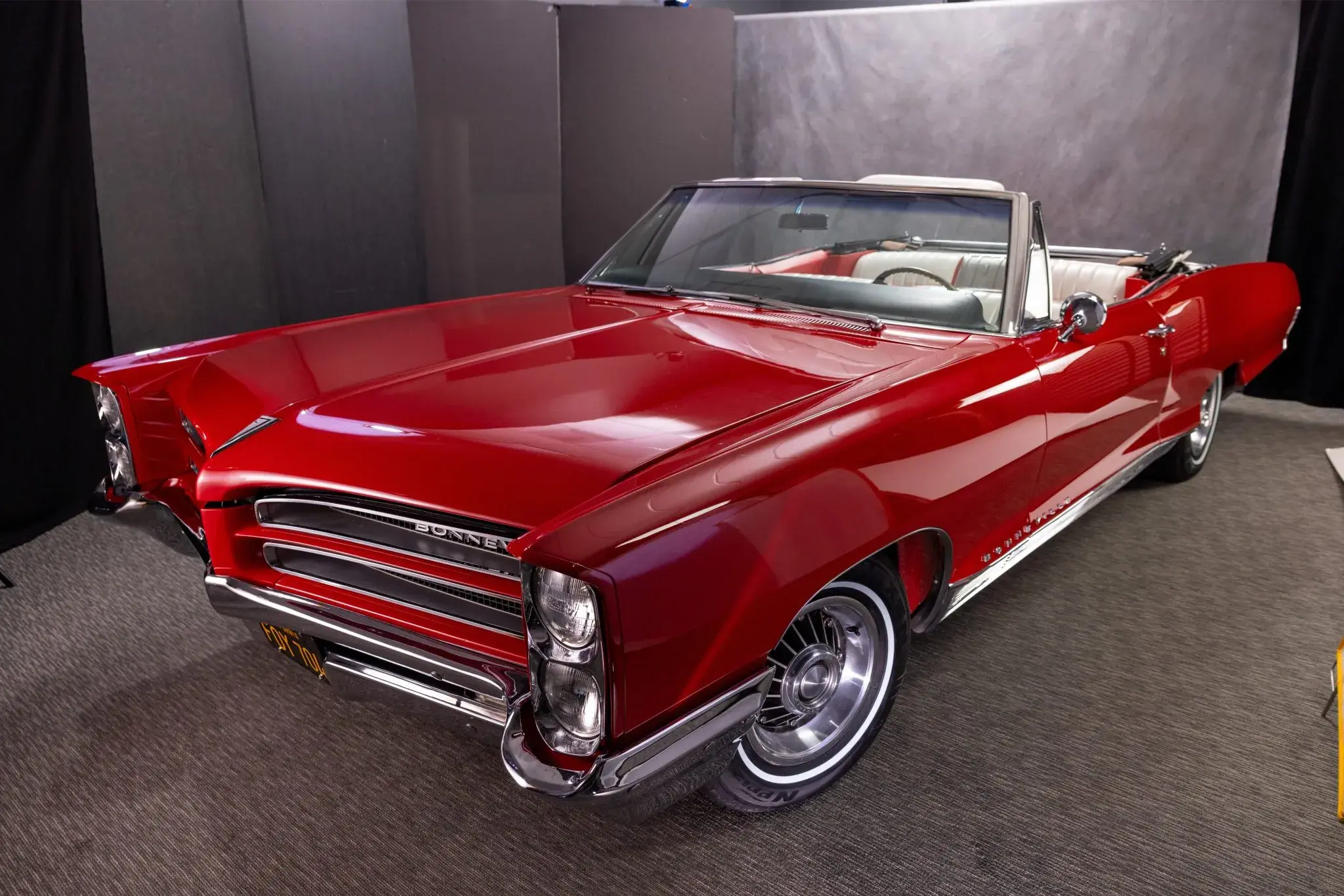 1966 Pontiac Bonneville Convertible