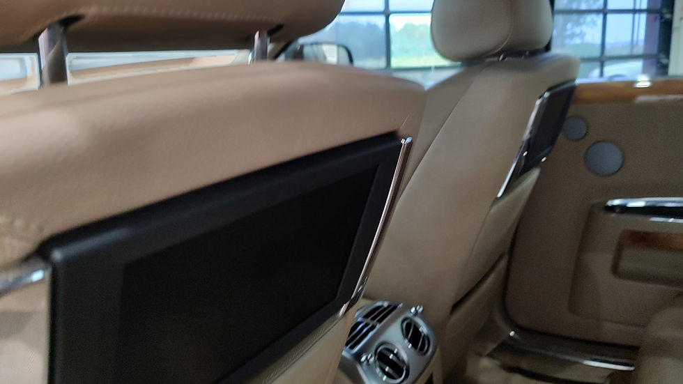 Thumbnail: 2011 Rolls Royce Gourgus