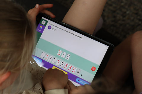 Oefening met getalkaarten op Cleverkids