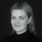 Lara Visagie - Headshot - IMG_9127Bg.jpg