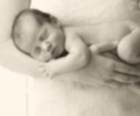 Baby in der Mutter Arme