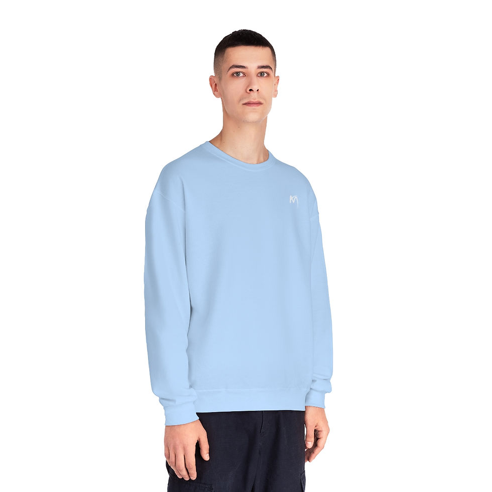 Thumbnail: Canadian Comfort: Find Your Ideal Oversized Sweatshirt Look