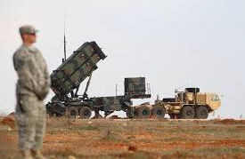 Nuova ondata di raid israeliani su Teheran e in Libano, Netanyahu “Spezziamo le ossa all’Iran”