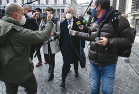 Cambiano i tempi per i vaccinati
