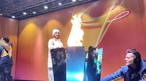 La fiamma olimpica a Palermo, Cairoli accende il braciere