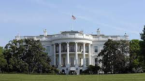 Anche la Casa Bianca sta lavorando a un passaporto vaccinale