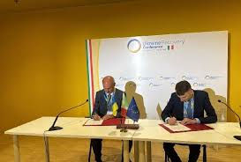 Ucraina, Schillaci firma il memorandum per il rafforzamento del sistema sanitario