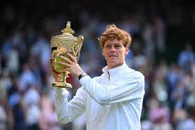 Sinner nella leggenda, primo azzurro a vincere a Wimbledon
