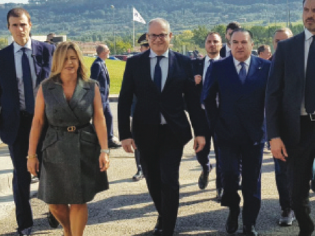 Gualtieri difende la manovra