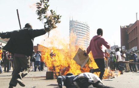 Zimbabwe, caos e violenza